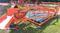 Ritchie/Cook belted flat 8 sledge, manual in office - 3