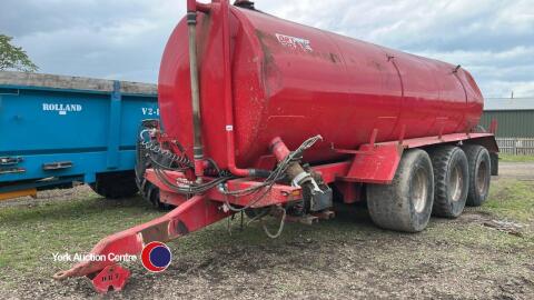DRT 5000 gallon slurry tanker
