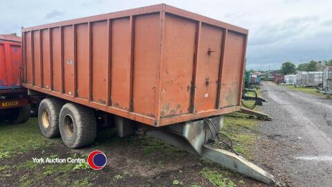 Twin axle 14T grain trailer
