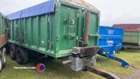 Corn trailer approx 20T, aluminium body, super single wheels
