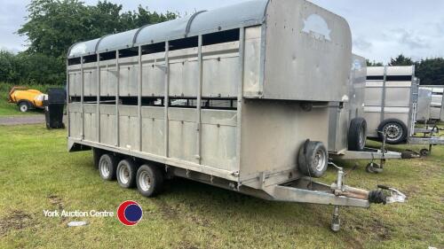 Graham Edwards 14ft tri-axle trailer with sheep decks