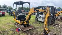 Caterpillar Mini Digger, 2006, 301.6C, 2000 hours, Recent new rubber tracks, Blade, Canopy Cab, Piped, c/w 2ft Digging Bucket, key in office - 2