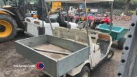 Yamaha golf buggy, key in office - 4