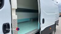 Iveco 7T fridge van with meat rails, standby fridge, euro 6 engine mot till August. 95000 miles NU67ODE - HPI clear - 1 keeper from new - V5 in office - 8