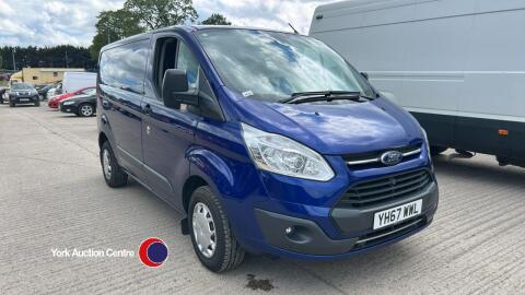 2017 Ford Transit Custom 290 Trend - YH67 WWL - 2L diesel - hpi clear - 3 former keepers - MOT 29.9.25 - 38675 mileage - V5 in office