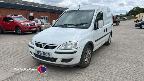 2011 Vauxhall Combi Van - YF61 KOB - diesel - hpi clear - 2 former keepers - MOT expired 1.3.25 - 272659 miles - V5 in office
