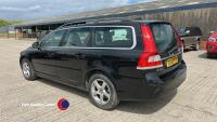 2015 Black Volvo V70, diesel, 2L, manual, D3 business edition model, 195,000miles, road tax £30. one former keeper, MOT 14.11.25, hpi clear, V5 in office - 4