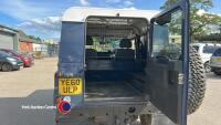 Landrover Defender TD 90 Hard top, YE60 ULP, 2 former keepers, hpi clear, MOT 12.1.26, 97416 mileage, V5 in office - 6