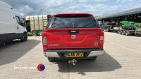 2017 Nissan Navara Tekna Dci pickup - NL66 AHJ - diesel - 2 former keepers - hpi clear - MOT 16.4.26 - V5 in office - 4