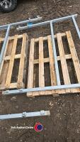 Ifor ladder rack - 2