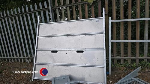 Ifor DP120 door