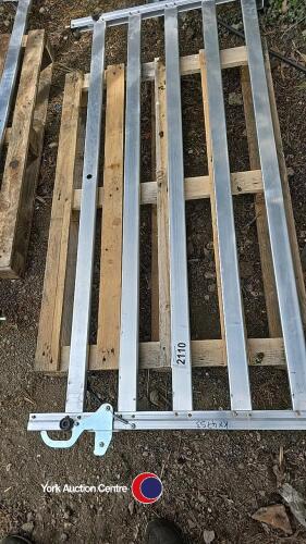 Ifor TA510G gate (bottom)