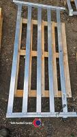 Ifor TA5 gate (top) - 2