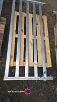 Ifor TA510G gate (top) - 2