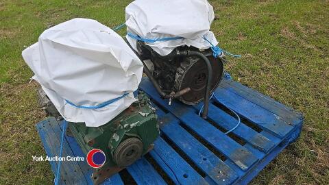 2 x Petter marine engine, diesel, 4 cylinder, diesel, came out of narrow boats, spares or repairs, incomplete, and 1 x Petter diesel 3 cylinder marine engine, out of a narrow boat, for spares or repairs