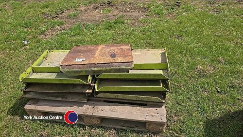 Claas combine header skids