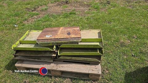 Claas combine header skids