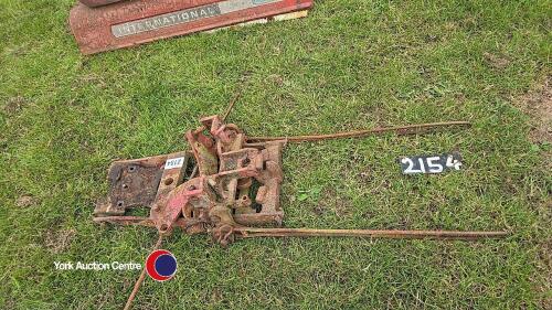 International 674 pick up hitch