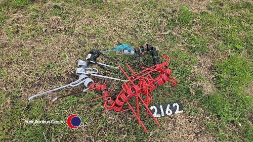 Various tedder and baler tines