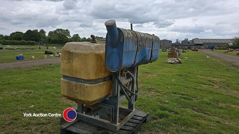 Front spray tank, 800ltrs and diesel tank 80ltrs