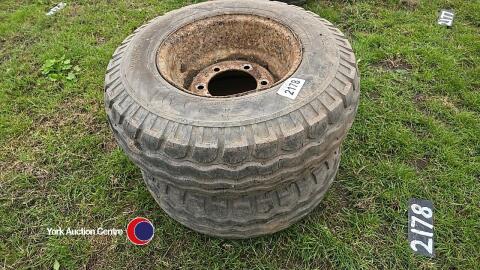 Pair of 10.0/7.5 R15.3 wheels and tyres