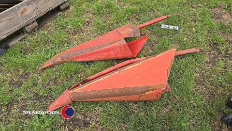 MF/CASE IH crop divider pair