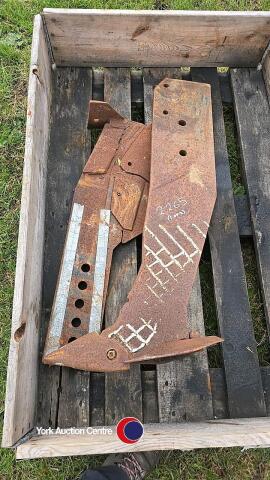 Pair of subsoiler legs (note photo'd with 2266 and 2269)