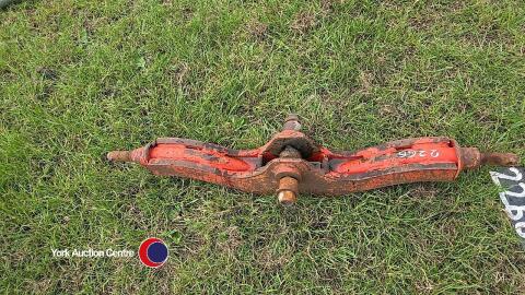 3 point linkage draw bar (note photo'd with 2265 and 2269)