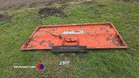 Triffitt trailer back door with grain chute