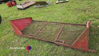 Silage trailer hood