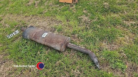 Ford 10 series exhaust pipe