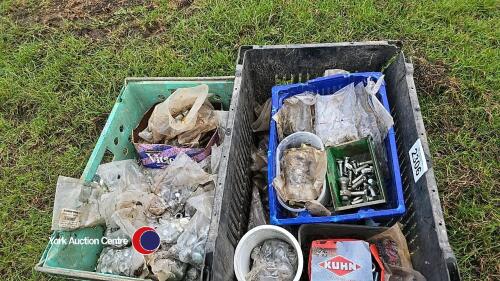 Quantity of plough nuts and bolts
