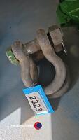 2x large heavy duty D links - 2