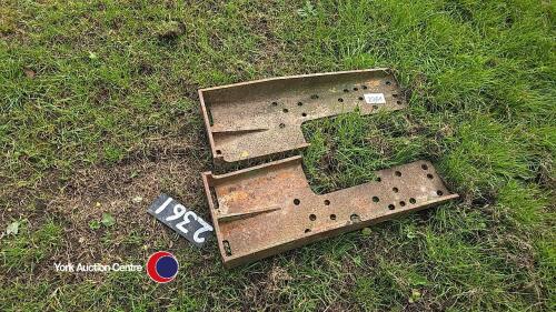 Tractor front brackets
