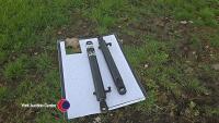 Double acting hydraulic rams, old stock, unused