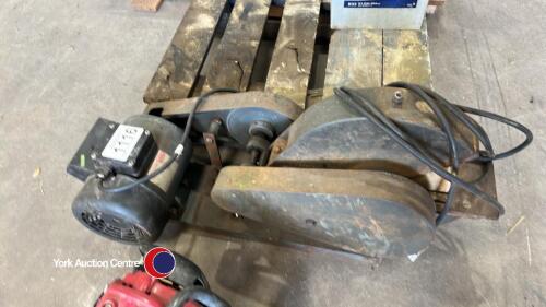 240v bench grinder' tool sharpener working