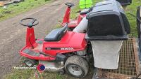 Honda ride on mower with box, key in office - 3