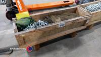 Heavy duty snow chain, 80kg each, in wooden box