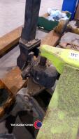 Pallet truck - 2