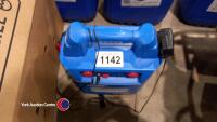 12/24v jump pack with charger, never been used - 2