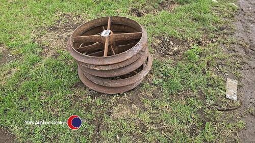 5 x Cambridge roller rings good condition