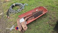 Bonnet parts for Grey Ferguson - 3