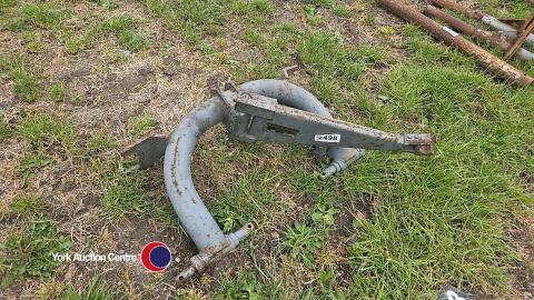 Massey Ferguson weight transfer attachment for 100 series range