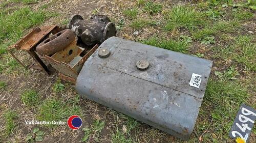Ferguson p/p tank, good order and Ferguson spares