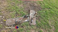 Set of Euro brackets - 3