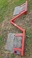 Set of 3 point linkage mud flaps - 3