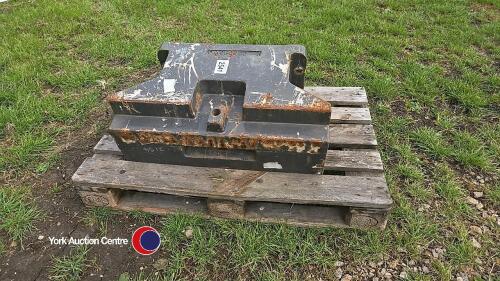 Claas front weight block