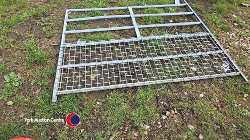 Ifor Williams cattle trailer partition