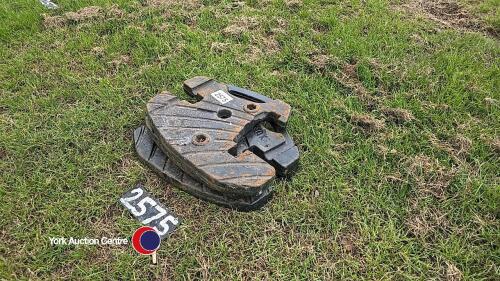 3 x Agco 40kg weights
