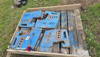 7 x Ford 40kg weights - 2